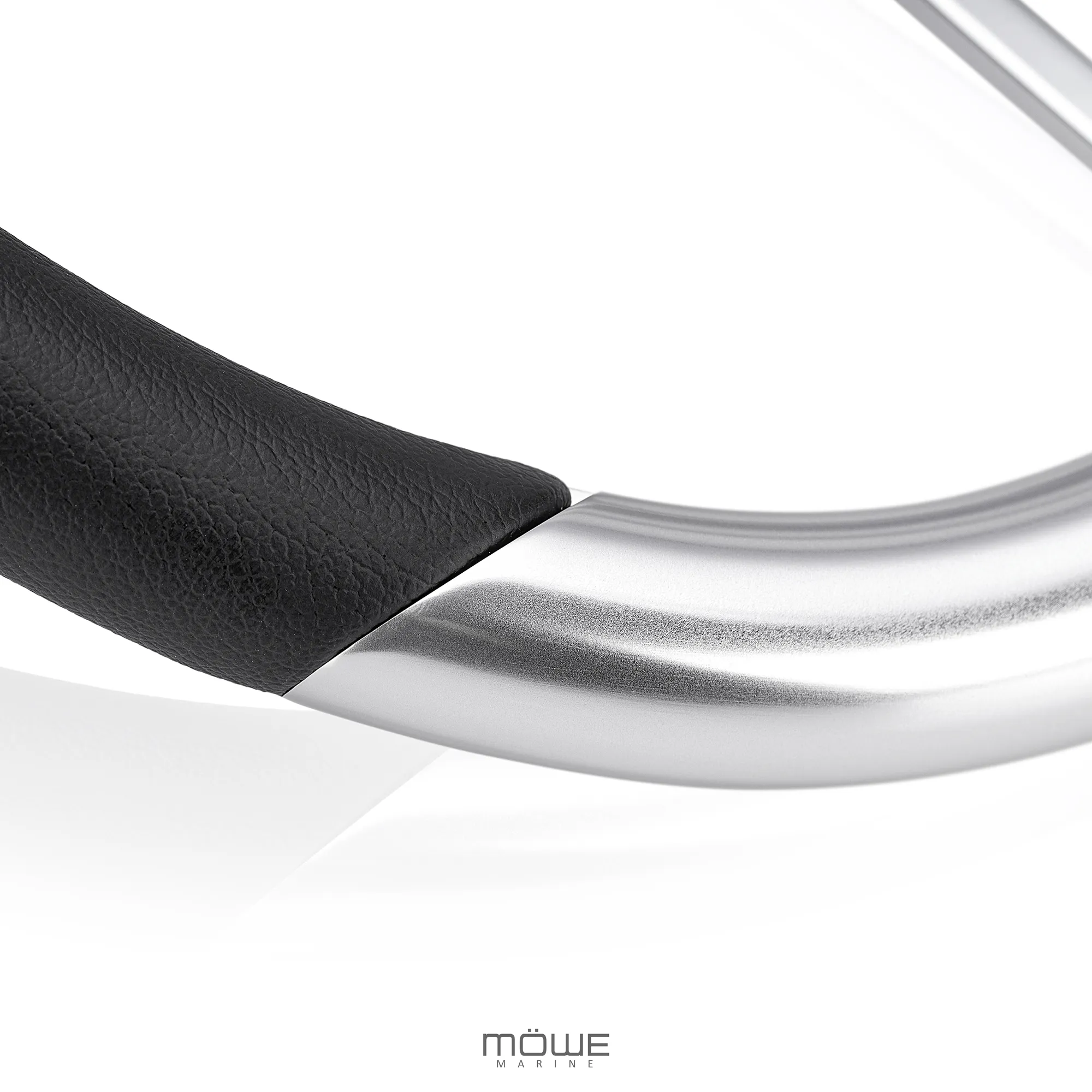 AMALFI schwarz Aluminium